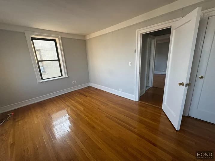 32-15 35 Street #F5, Queens, NY 11106 - Image 1