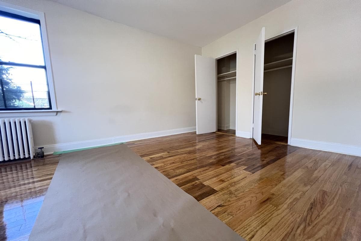 21-15 19 Street #1D, Queens, NY 11105 - Image 1