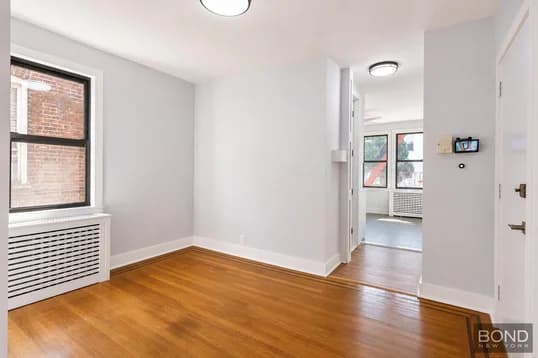 25-38 18 Street #2, Queens, NY 11102