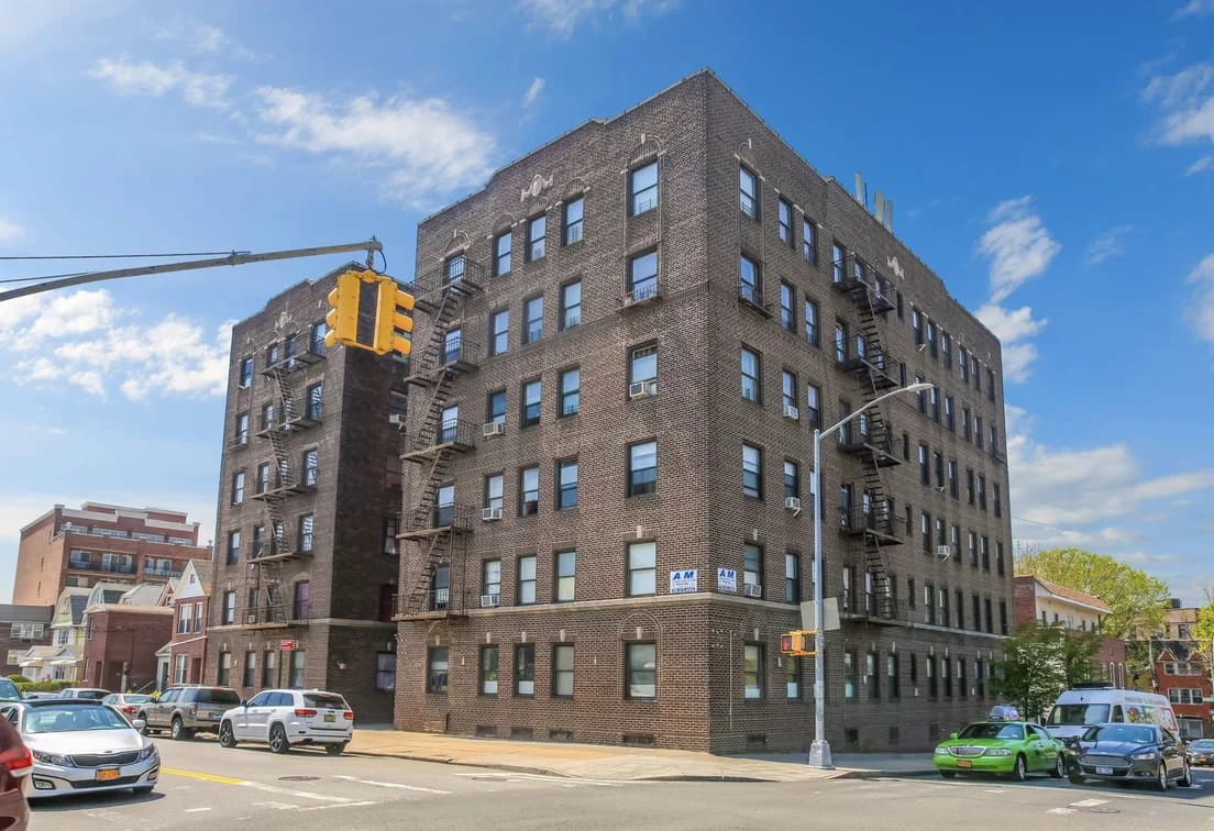 37-6 69 Street #2B, Queens, NY 11377 building 1