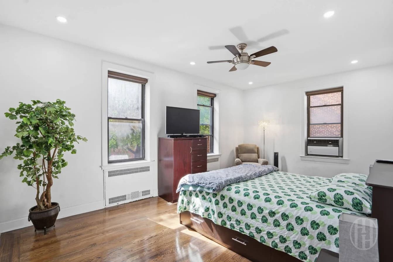 35-45 81 Street #B5, Queens, NY 11372 apartment_bedroom_room 1