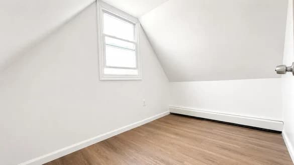 86-36 57 Rd #2, Queens, NY 11373