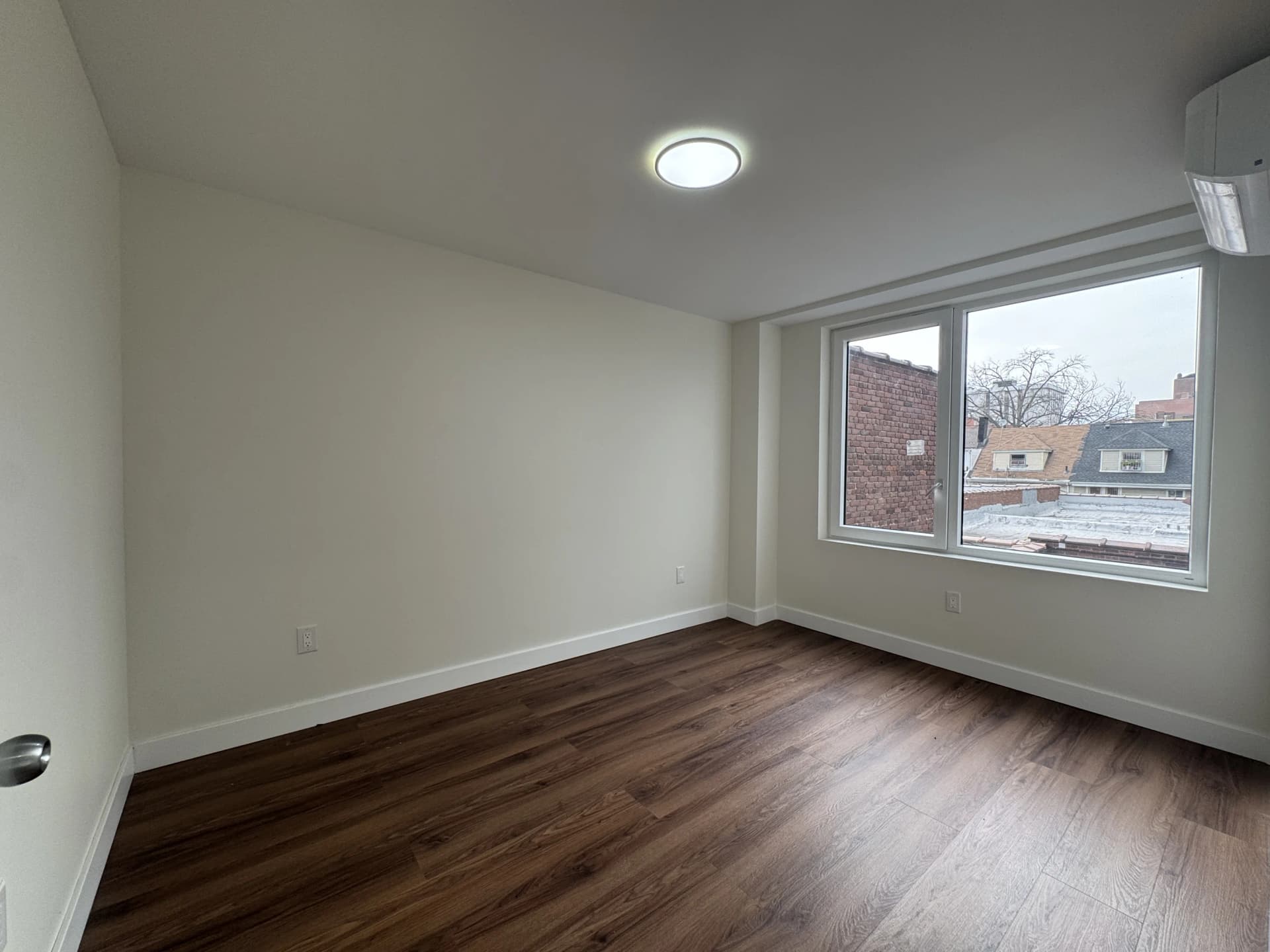 166-13 91 Avenue #7C, Queens, NY 11432 apartment_bedroom_room 1