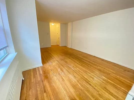143-09 Barclay Avenue #1C, Queens, NY 11355