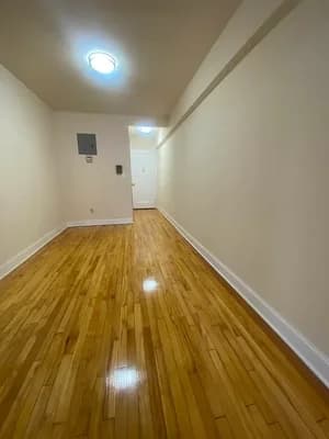 143-09 Barclay Avenue #2D, Queens, NY 11355 - Image 1