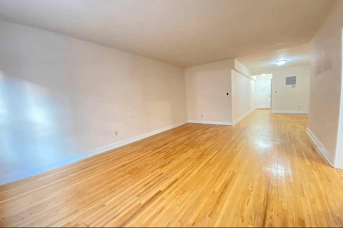 143-09 Barclay Avenue #3A, Queens, NY 11355