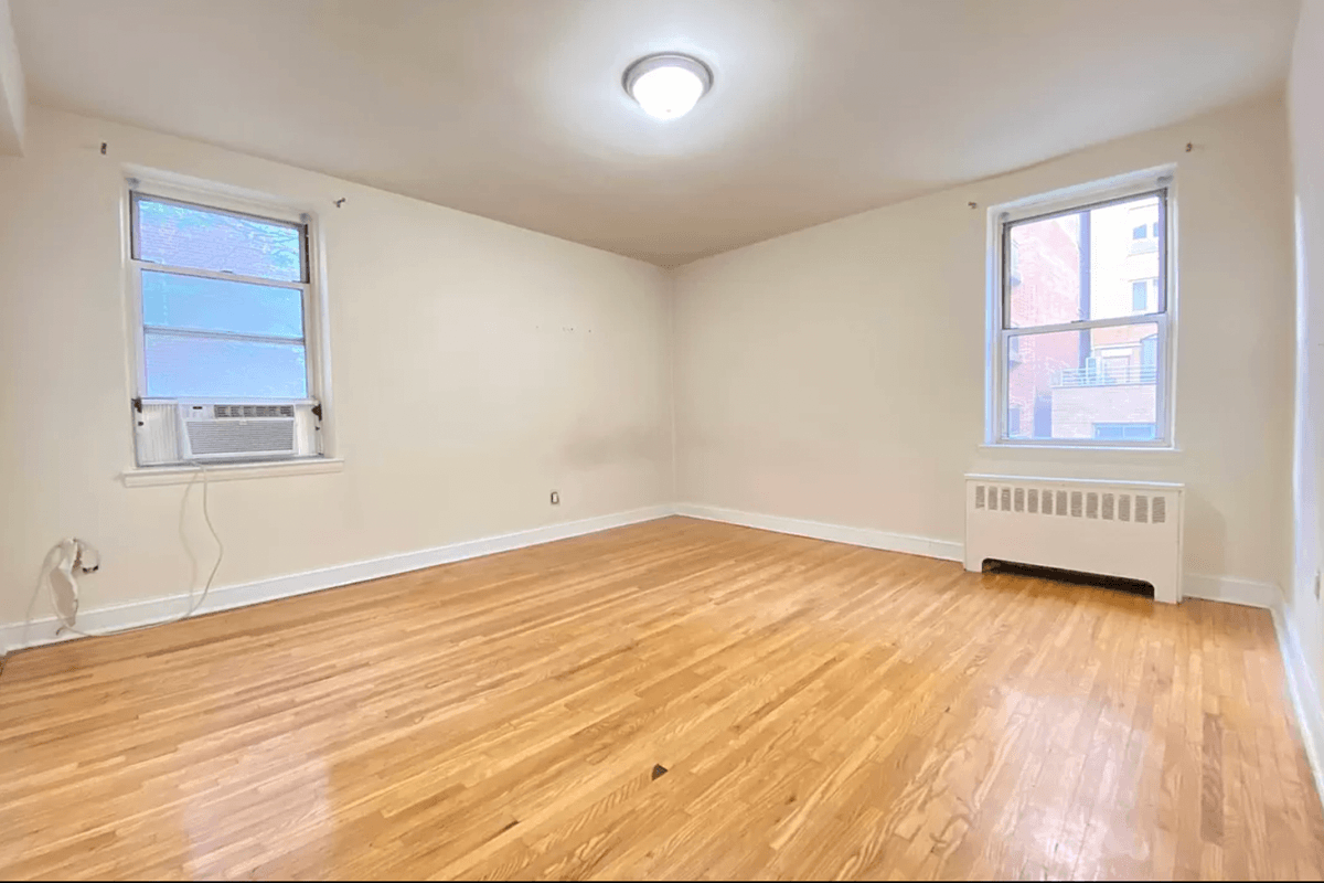 143-09 Barclay Avenue #3A, Queens, NY 11355