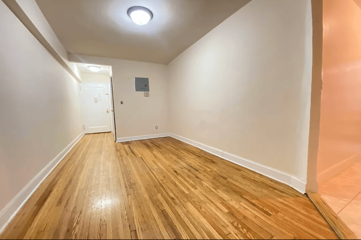 143-09 Barclay Avenue #3A, Queens, NY 11355