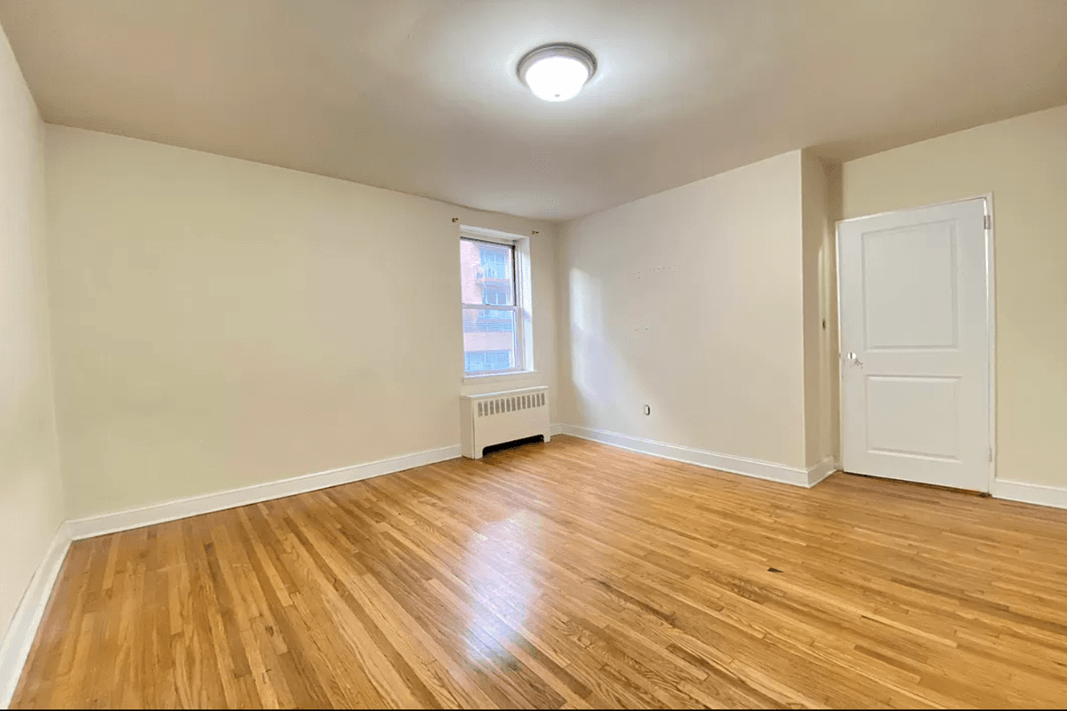 143-09 Barclay Avenue #3A, Queens, NY 11355