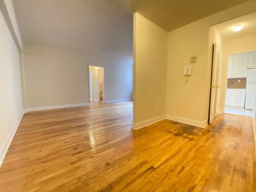 143-23 Barclay Avenue #1B, Queens, NY 11355