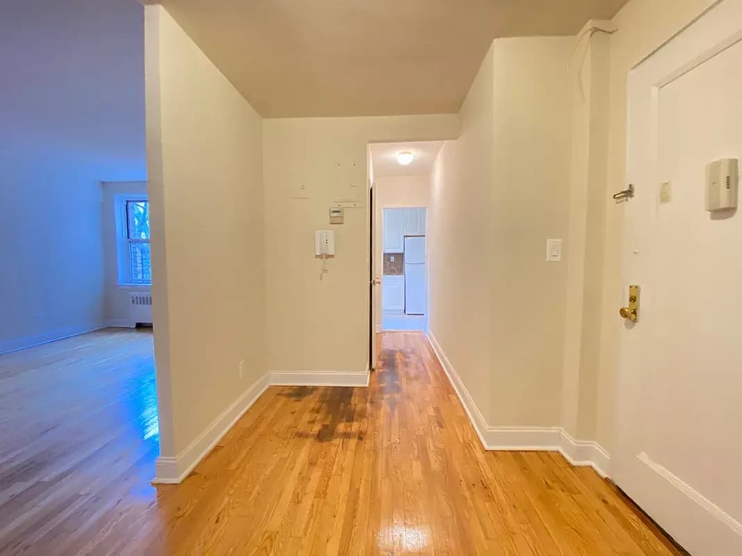 143-23 Barclay Avenue #1B, Queens, NY 11355