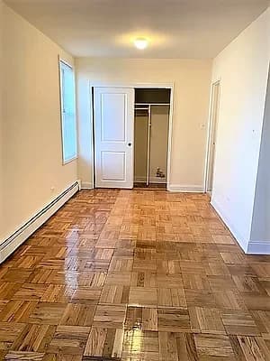 86-25 Van Wyck Expressway #208, Queens, NY 11435 apartment_living_room 1