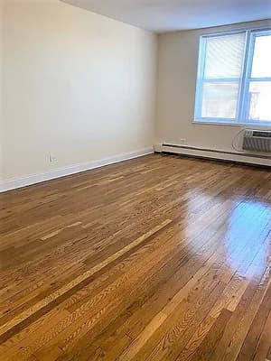 86-25 Van Wyck Expressway #331, Queens, NY 11435 - Image 1