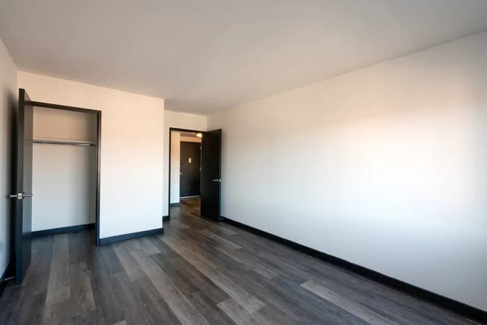 153-30 89 Ave #302, Queens, NY 11432