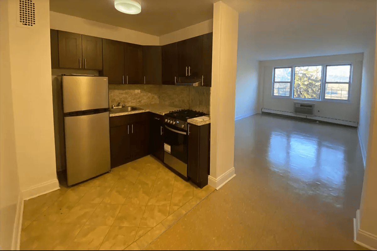 172-70 Highland Avenue #7R, Queens, NY 11432