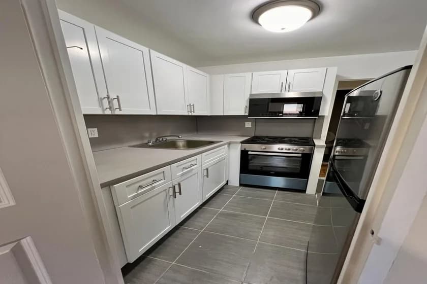 166-05 Highland Avenue #7D, Queens, NY 11432 apartment_kitchen 1