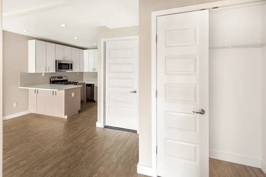 190-11 Hillside Avenue #203, Queens, NY 11423 - Image 1