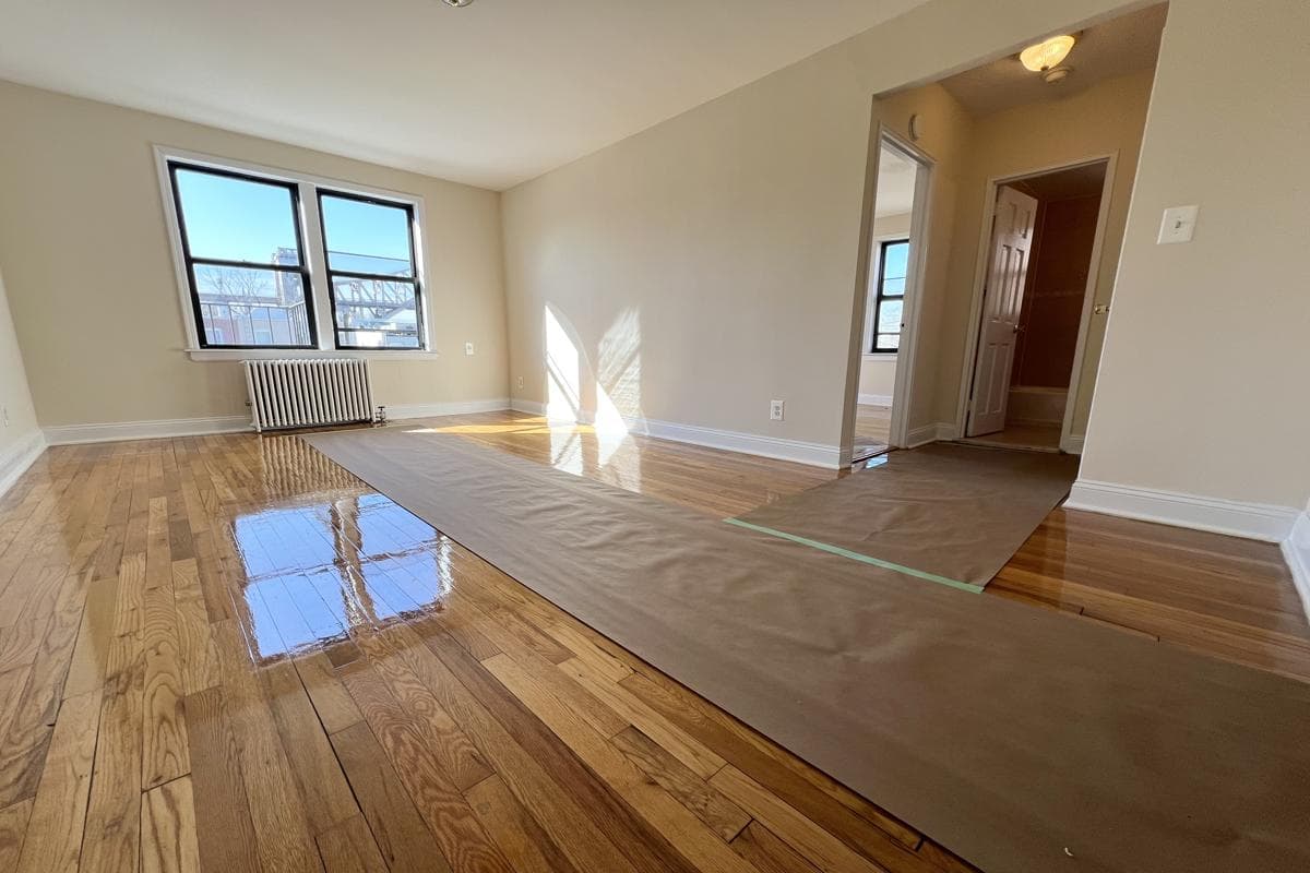 18-10 21 Avenue #3A, Queens, NY 11105