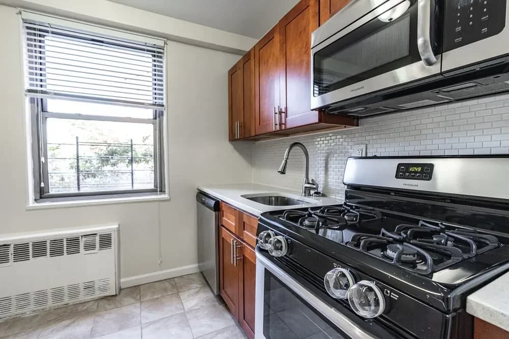 104-40 Queens Boulevard #12N, Queens, NY 11375 apartment_kitchen 1