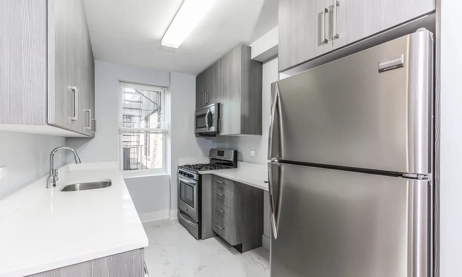 20-04 Seagirt Boulevard #06C, Queens, NY 11691 apartment_kitchen 1