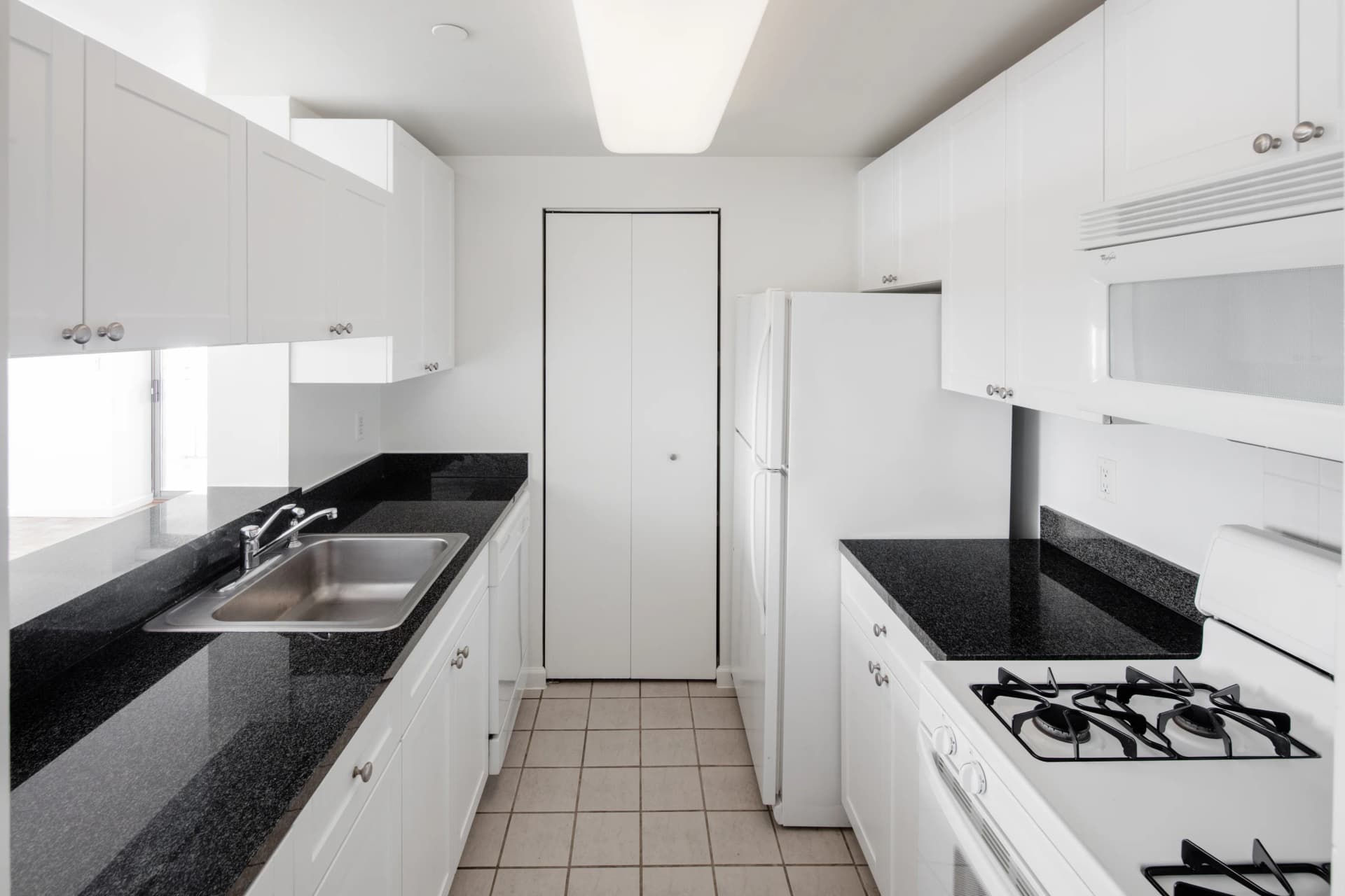 4-75 48 Avenue #21F, Queens, NY 11109
