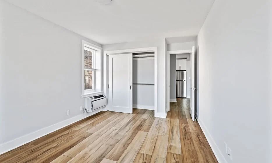 20-06 Seagirt Boulevard #05E, Queens, NY 11691 apartment_bedroom_room 1