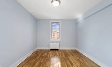 20-10 Seagirt Boulevard #05D, Queens, NY 11691