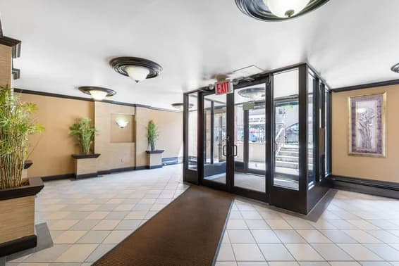 138-49 Barclay Avenue #1L, Queens, NY 11355