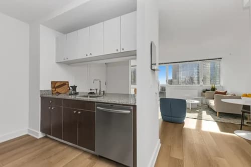 43-10 Crescent St #3508, Queens, NY 11101
