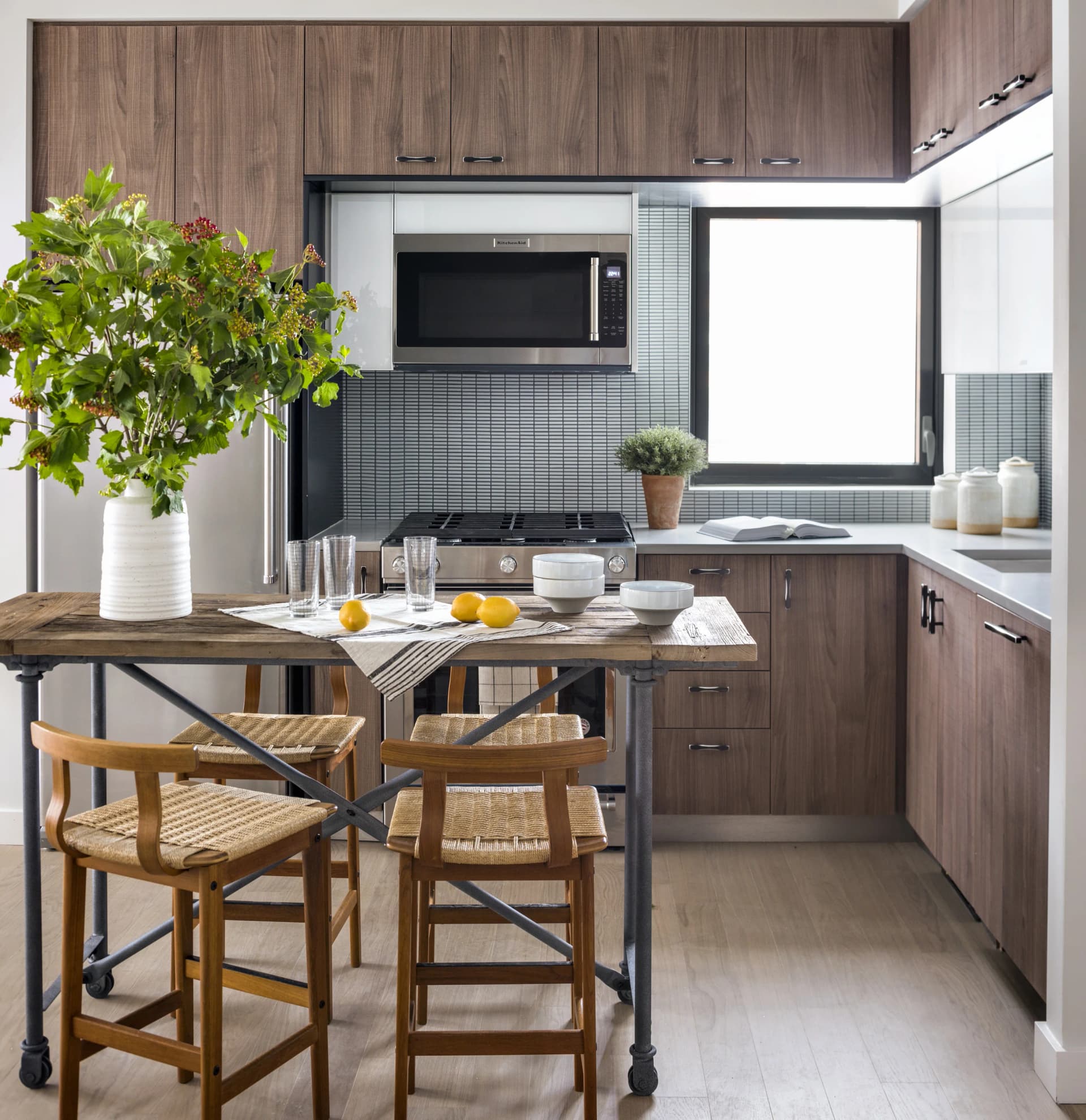 44-28 Purves Street #7L, Queens, NY 11101 apartment_kitchen 1