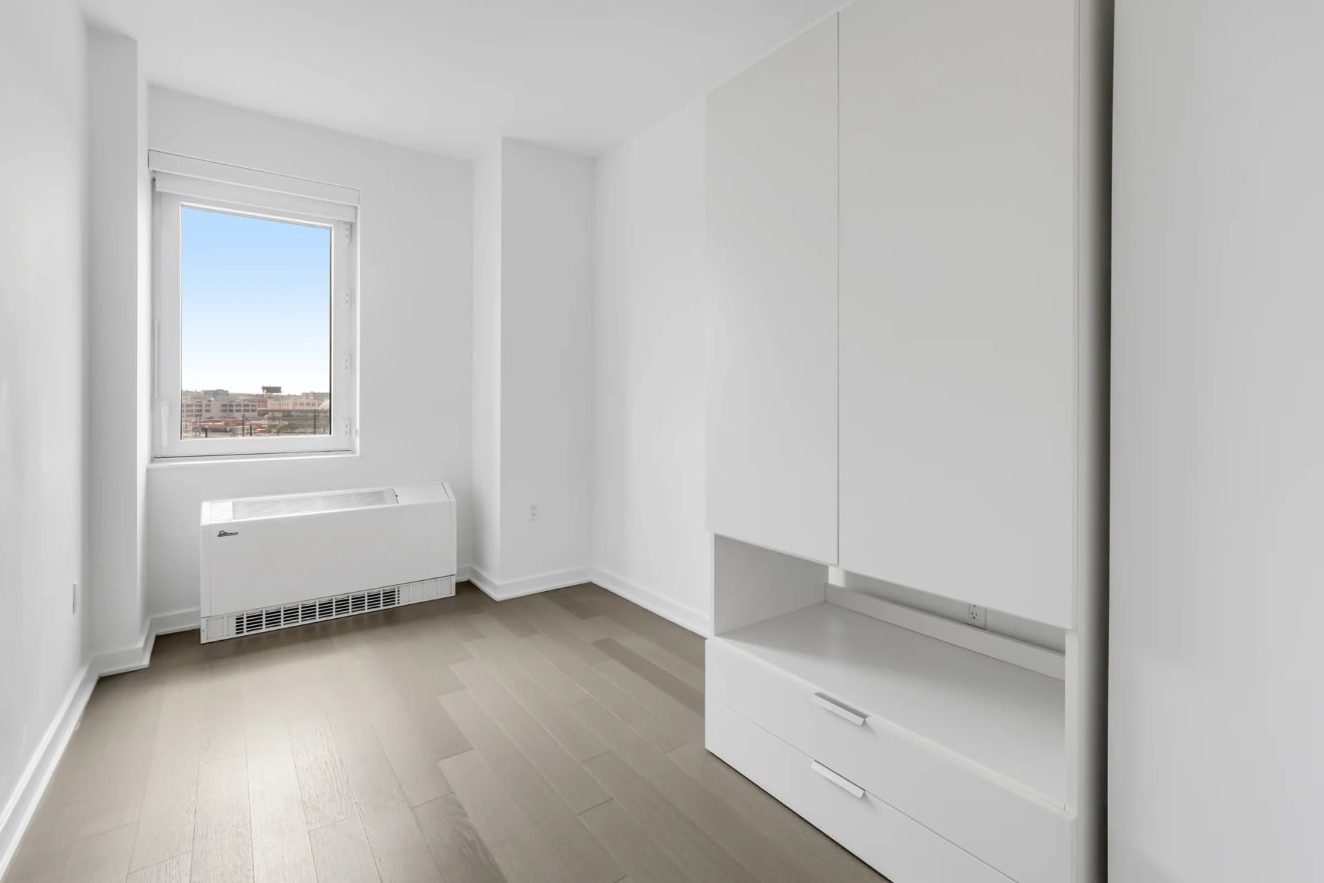 29-22 Northern Boulevard #1201D, Queens, NY 11101