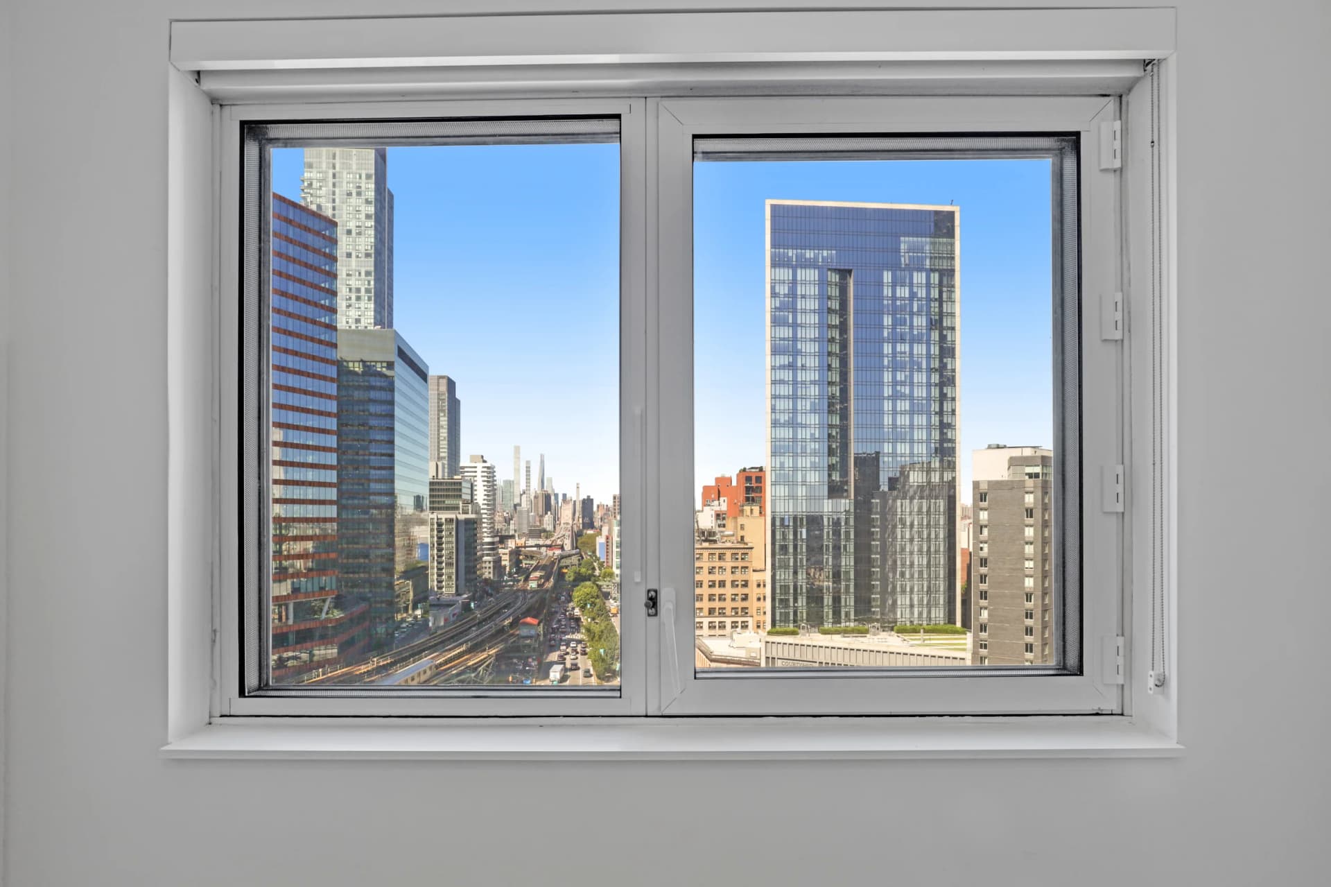 29-22 Northern Boulevard #3512A, Queens, NY 11101