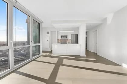 29-22 Northern Boulevard #3904, Queens, NY 11101