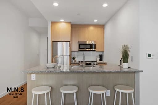 22-44 Jackson Avenue #4017, Queens, NY 11101