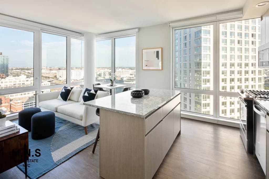 22-44 Jackson Ave #715, Queens, NY 11101 apartment_living_room 1