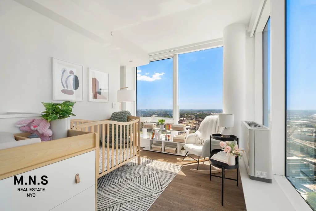 22-44 Jackson Ave #PH04, Queens, NY 11101 apartment_bedroom_room 1