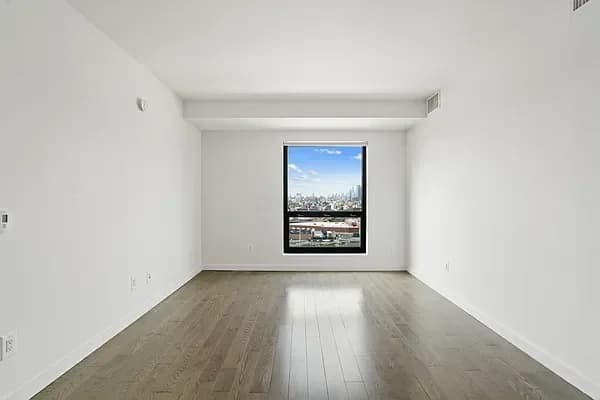 11-39 49 Avenue #1008, Queens, NY 11101