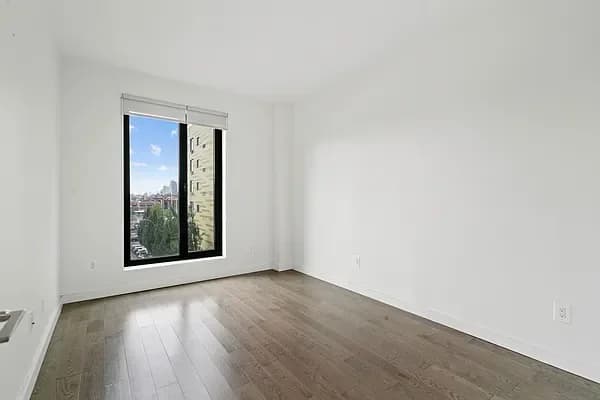 11-39 49 Avenue #418, Queens, NY 11101