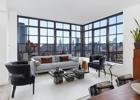 30-02 39 Ave #A621, Queens, NY 11101