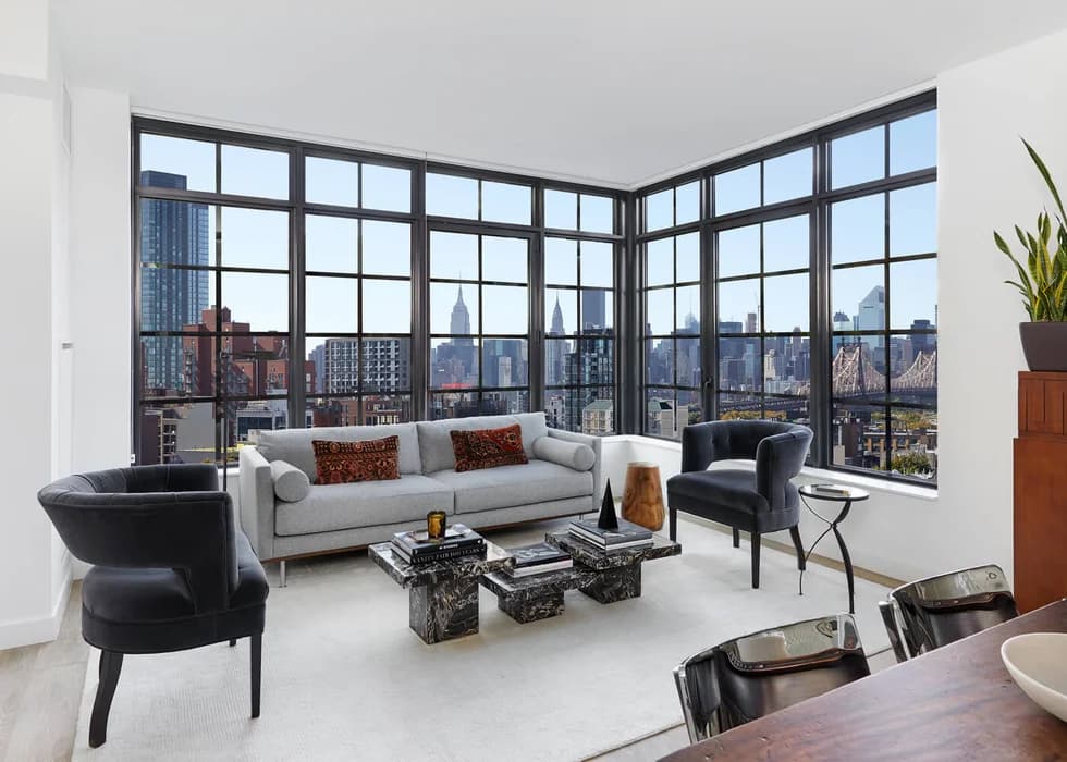 ARC 30-02 39 Avenue #B502, Queens, NY 11101 apartment_living_room 1
