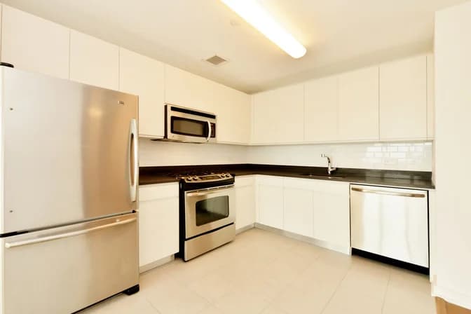 5-11 47 Ave #05E, Queens, NY 11101