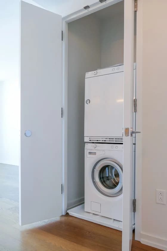 5-11 47 Avenue #11E, Queens, NY 11101 apartment_washer_dryer 1