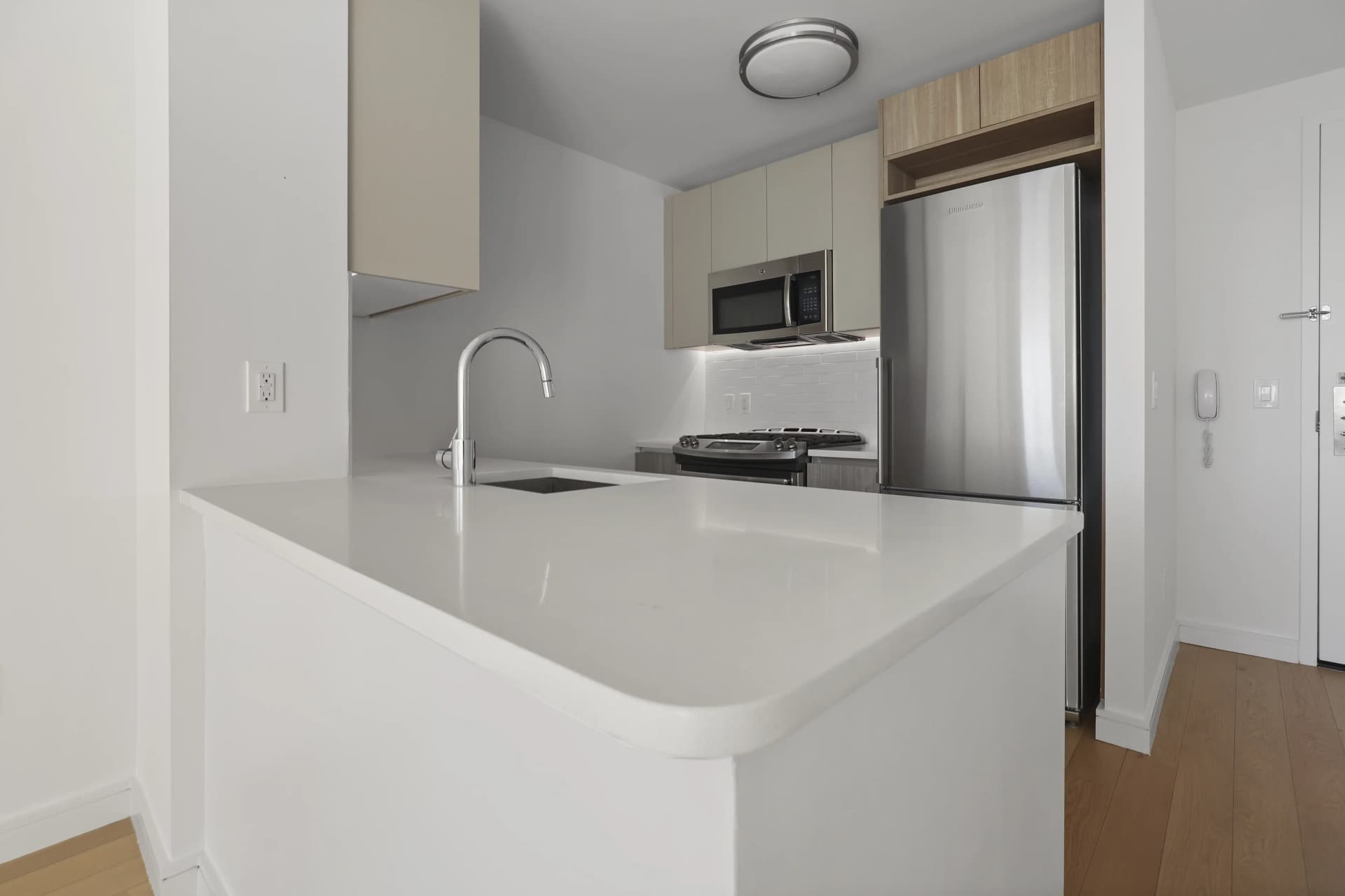 42-20 24 Street #028E, Queens, NY 11101 apartment_kitchen 1
