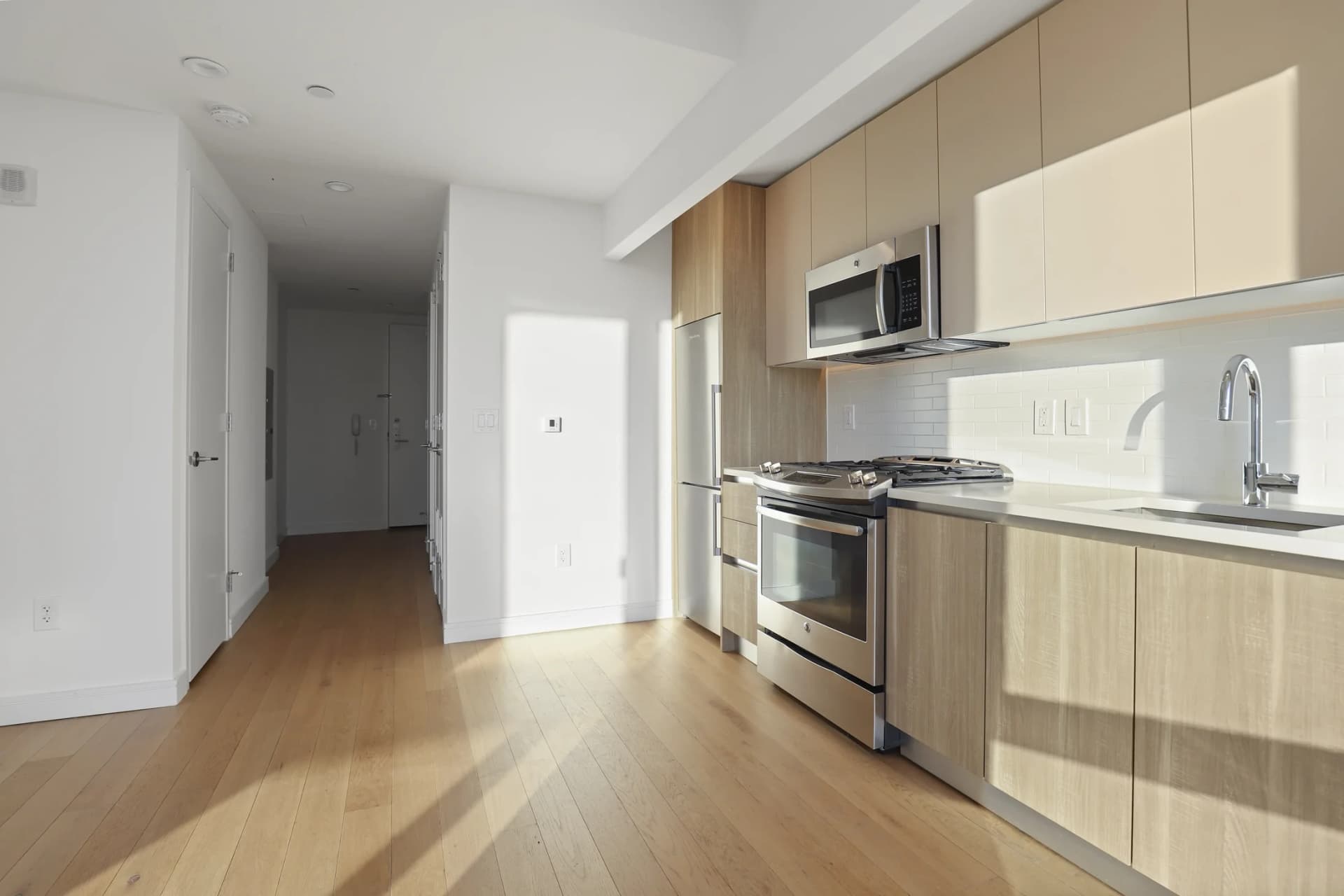42-20 24 St #035F, Queens, NY 11101
