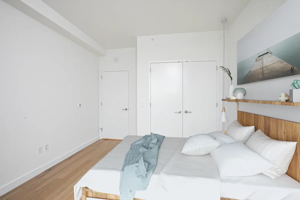 42-20 24 St #036J, Queens, NY 11101
