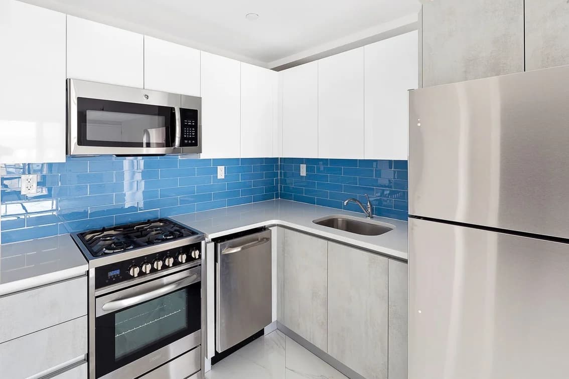 177-30 Wexford Terrace #604, Queens, NY 11432 apartment_kitchen 1