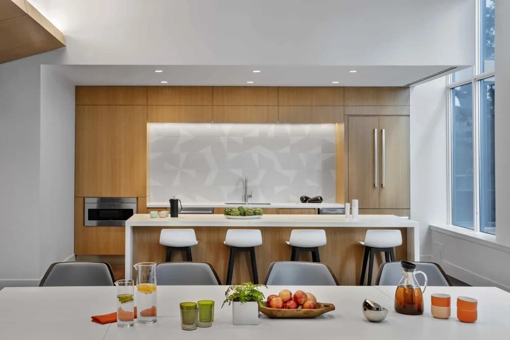 10 Halletts Point #1615, Queens, NY 11102 apartment_kitchen 1