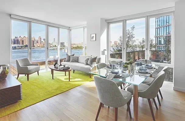 10 Halletts Point #542, Queens, NY 11102