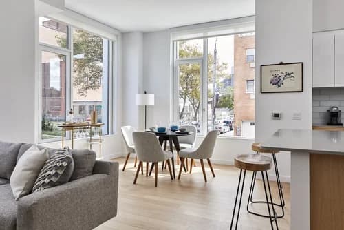 10 Halletts Point #TH7, Queens, NY 11102 - Image 1