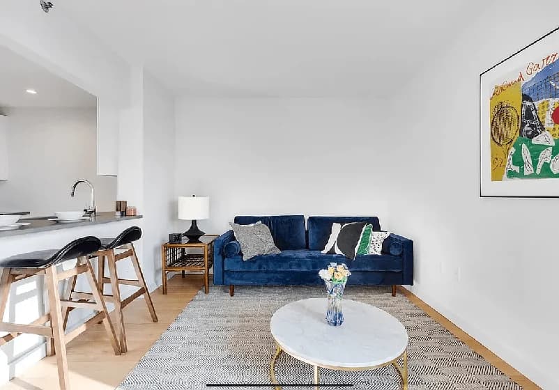 65-70 Austin Street #407, Queens, NY 11374 apartment_living_room 1
